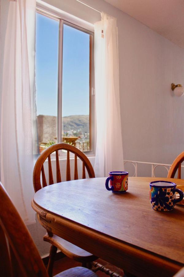 Colorful Family Condo With Terrace And Free Parking غواناخواتو المظهر الخارجي الصورة