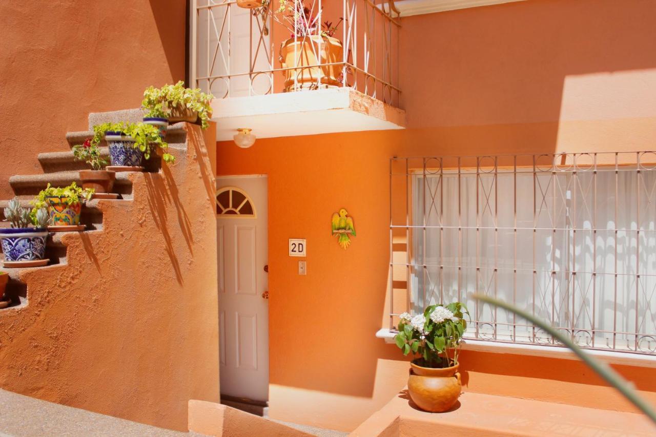 Colorful Family Condo With Terrace And Free Parking غواناخواتو المظهر الخارجي الصورة