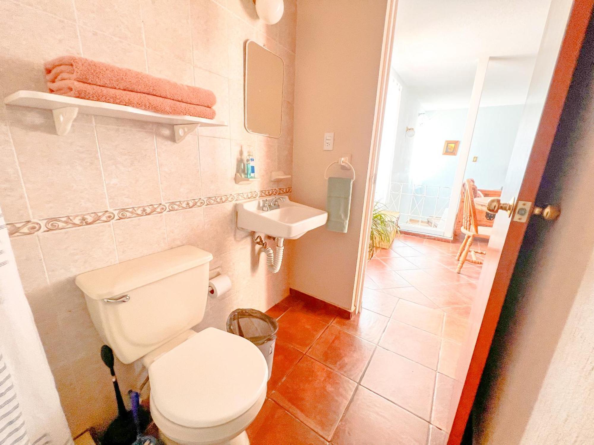 Colorful Family Condo With Terrace And Free Parking غواناخواتو المظهر الخارجي الصورة